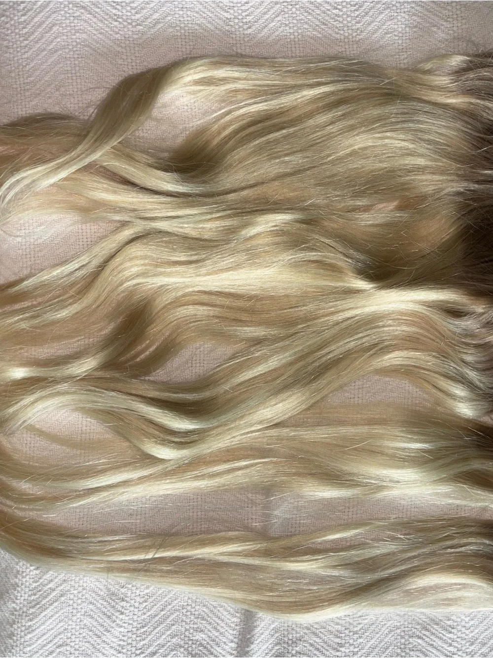 BELLAMI Halo Pro Blonde Hair Extensions Kit